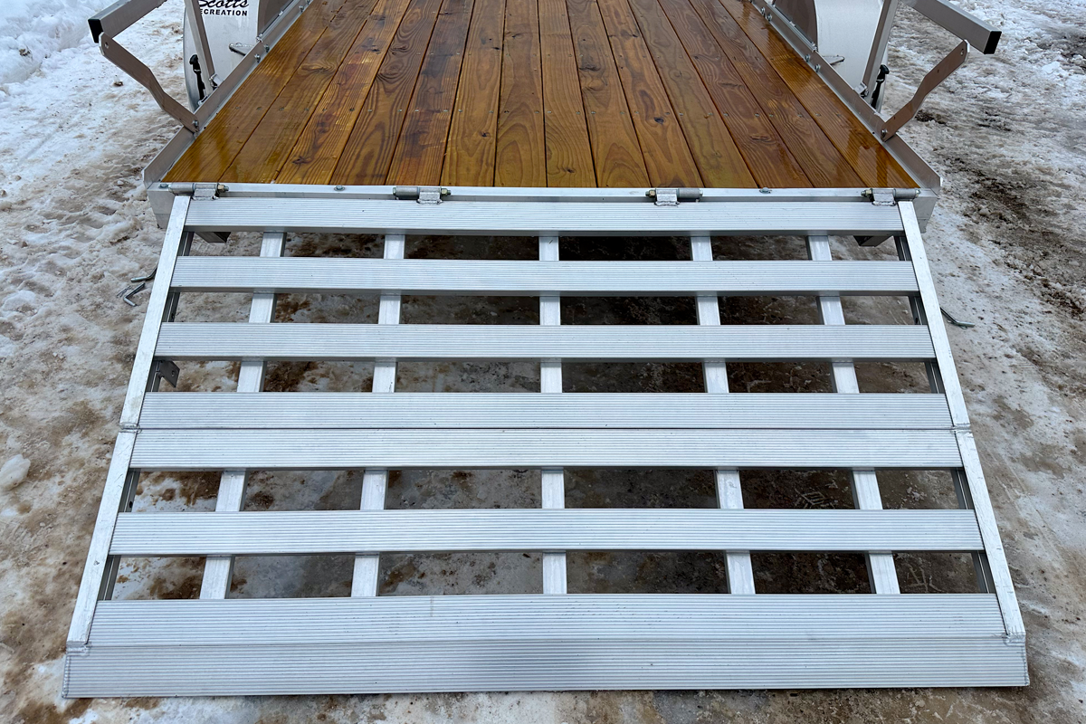 M981 Open Rear Ramp Polaris Open WR/AR 2.0 ATV Side Ramp Utility Trailers w/Heat Treated Deck